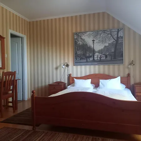 Europa Panzio Bed & Breakfast